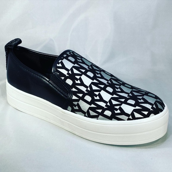 WMNS DKNY Saffi-Slip on Sneaker New last one!!!!!! - Picture 3 of 7